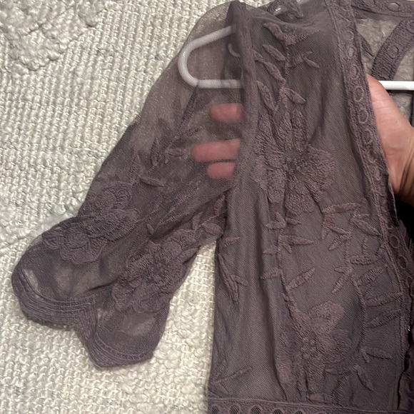 Lace romper - Picture 8 of 8